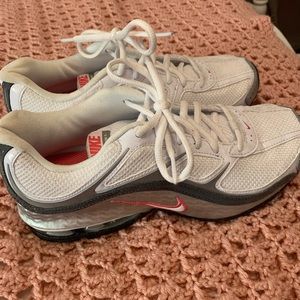 Women’s Nike sneakers